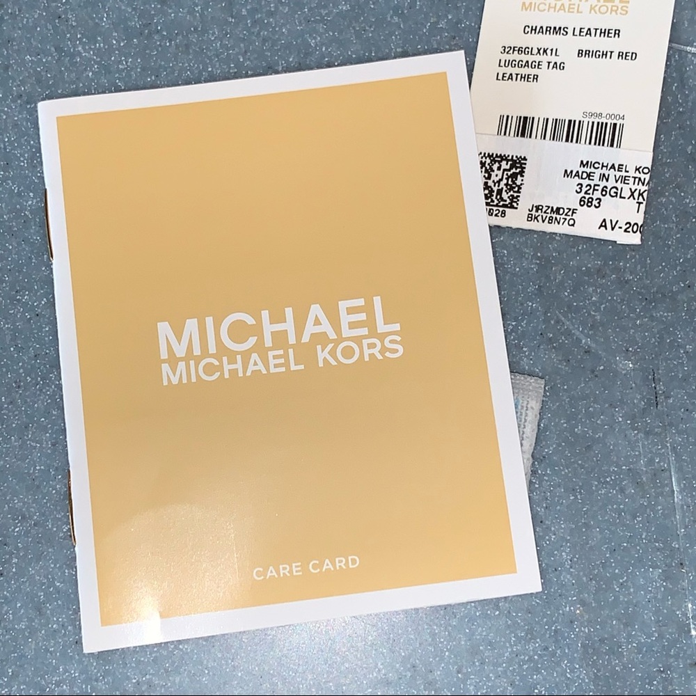 NEW Michael Kors Jet Set Saffiano Leather Tag Red - Picture 7 of 13